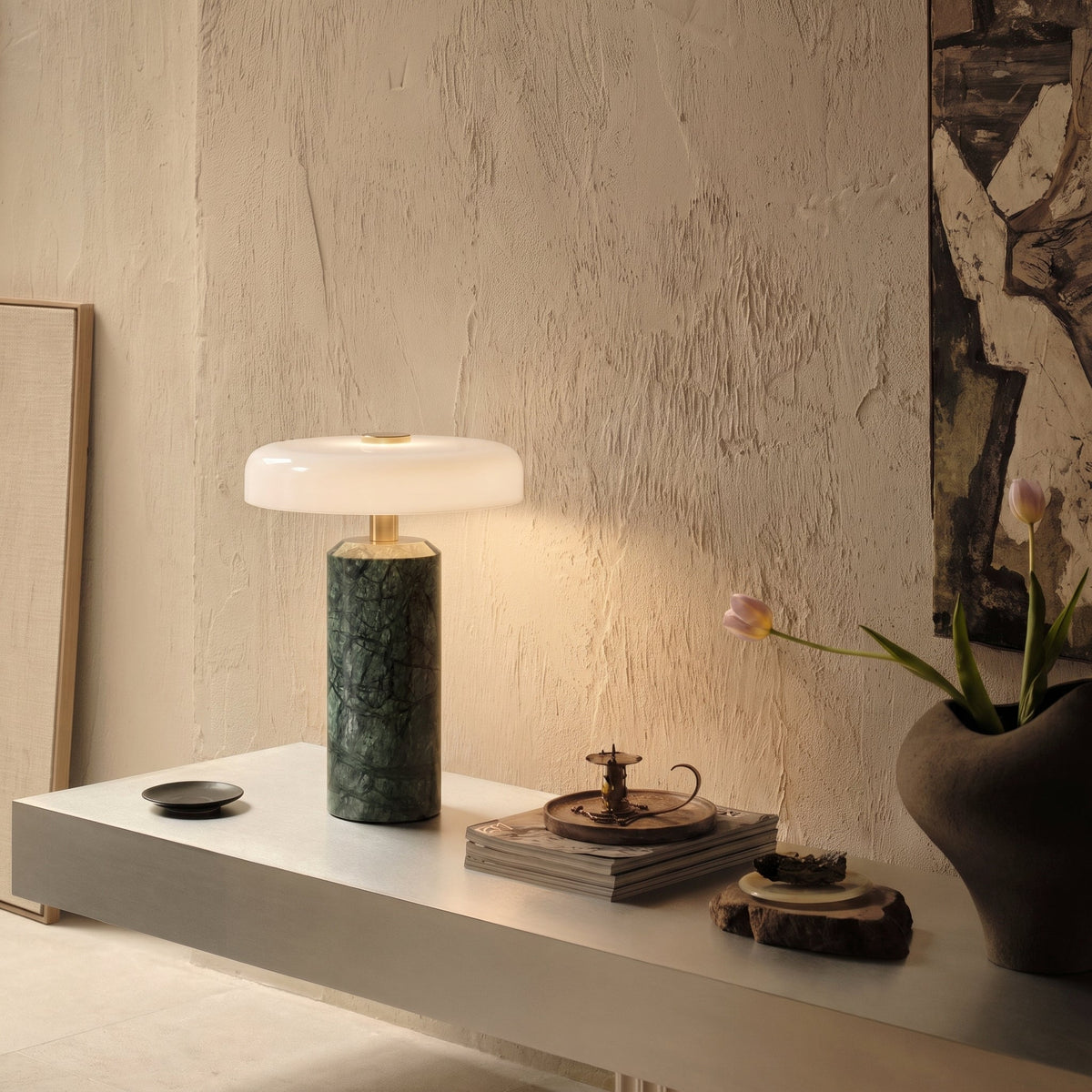Kabellose Tischlampe aus Marmor und Glas