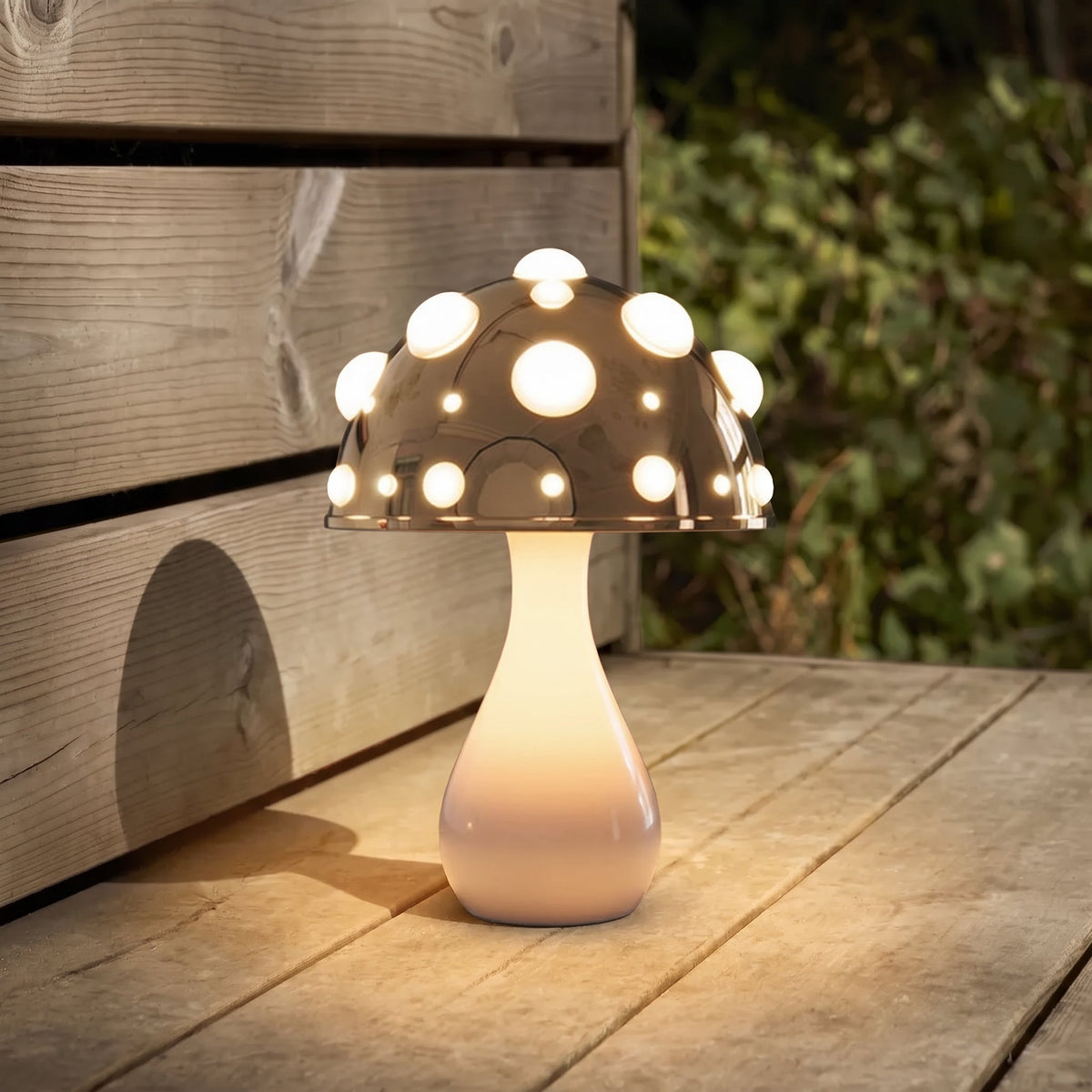Designer Pilz-Tischlampe