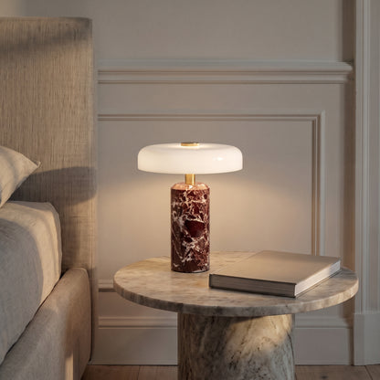 Kabellose Tischlampe aus Marmor und Glas